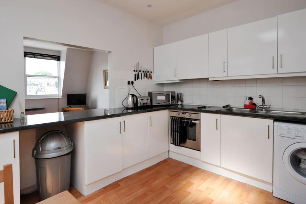 Spacious Apartment Central باث المظهر الخارجي الصورة